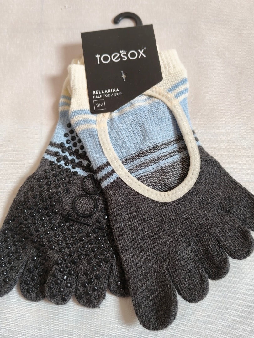 Носки для йоги Toesox с пятью  – обзор и цена Pilates Yoga Wear
