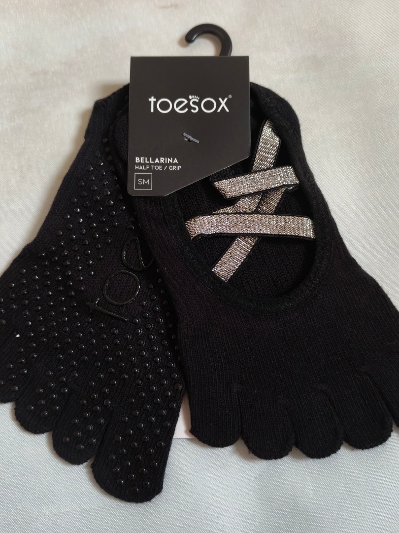 Носки для йоги Toesox с пятью  – обзор и цена Pilates Yoga Wear